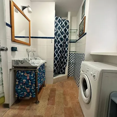 Casa Lucenzia Holiday home *